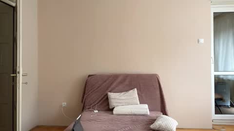 Snapshot of itsmaxxbaby chatting on 11/16/25, 07:36 Maxx online show from 11/16/25, 07:36