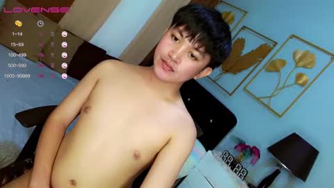 Snapshot of itsme_berniexx chatting on 02/15/25, 08:00 ask me online show from 02/15/25, 08:00