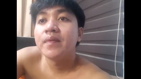 Snapshot of itsme_berniexx chatting on 02/21/25, 04:29 ask me online show from 02/21/25, 04:29