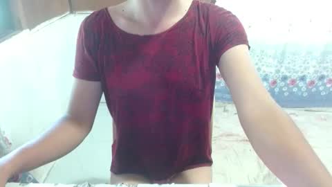 itsmelily05 online show from 03/19/26, 05:33