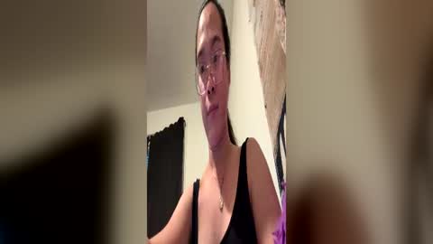 itsmelily05 online show from 07/08/26, 12:59