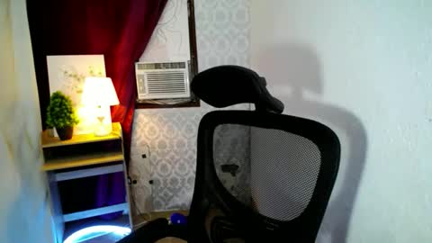 itsmeloveypinay online show from 09/20/25, 12:28