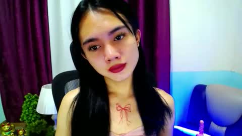 itsmeloveypinay online show from 11/28/25, 06:43