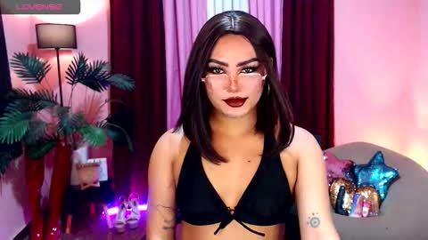 Siana online show from 10/19/25, 06:58