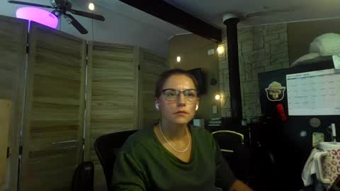 Snapshot of itsmesophie_x chatting on 09/09/25, 04:17 ItsMeSophie X online show from 09/09/25, 04:17