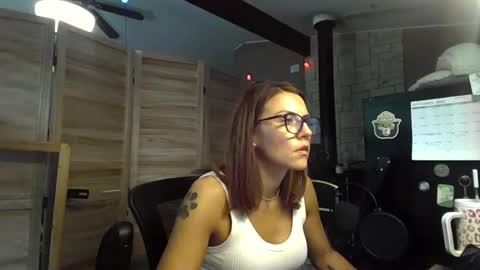 Snapshot of itsmesophie_x chatting on 09/23/25, 04:10 ItsMeSophie X online show from 09/23/25, 04:10
