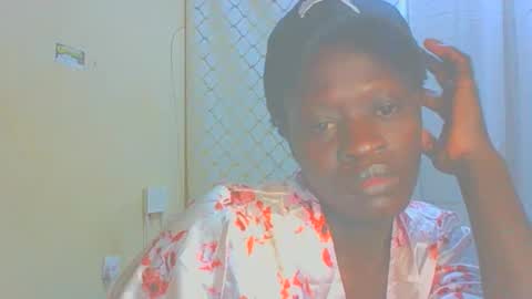 Snapshot of itsqueen_blacq chatting on 10/21/25, 07:14 Queen blacq online show from 10/21/25, 07:14