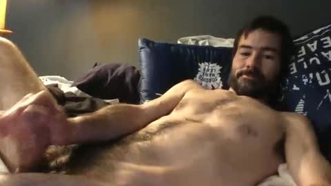 Snapshot of itsthick13 chatting on 12/27/24, 07:40 itsthick13 online show from 12/27/24, 07:40