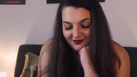 Snapshot of itsyourlady chatting on 02/01/25, 03:07 Melissa Khaan online show from 02/01/25, 03:07