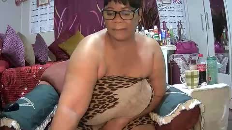 itumeleng74 online show from 01/11/26, 07:19