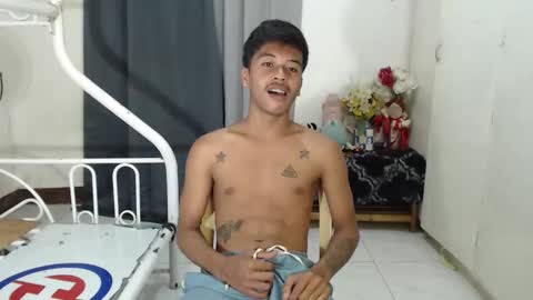 Snapshot of itzme_jhonfred chatting on 03/01/26, 03:36 Jhonfred online show from 03/01/26, 03:36