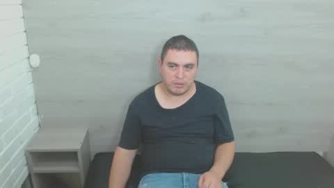 Snapshot of ivan_sexyx chatting on 01/12/25, 03:28 Ivan M online show from 01/12/25, 03:28