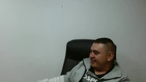 Snapshot of ivan_sexyx chatting on 02/04/25, 07:51 Ivan M online show from 02/04/25, 07:51