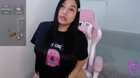 Snapshot of ivanacooper chatting on 03/08/25, 06:21 ivana online show from 03/08/25, 06:21