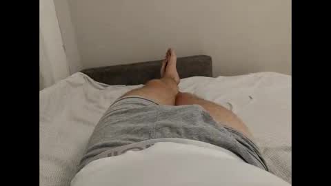 Snapshot of ivanes888 chatting on 10/06/25, 07:11 Mickey online show from 10/06/25, 07:11