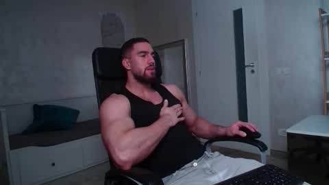 IvanHydee online show from 01/10/26, 05:42