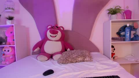 Snapshot of ivanna_wesley chatting on 05/30/26, 03:03 Ivanna online show from 05/30/26, 03:03