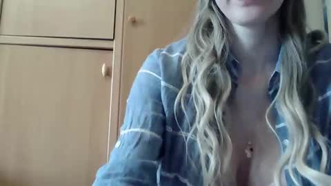 ivetta911 online show from 02/15/26, 09:41