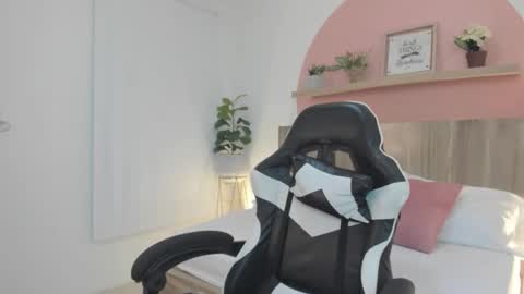 I V E T T E online show from 02/21/26, 12:28