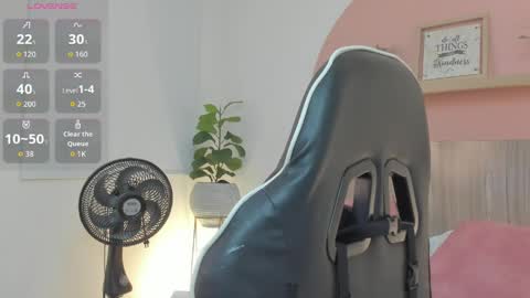 I V E T T E online show from 04/09/26, 07:41