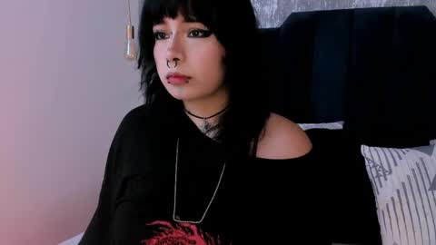 Ivi jones online show from 05/02/26, 06:13