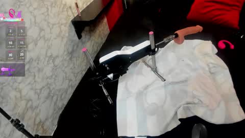 Ivis  online show from 01/13/26, 01:05