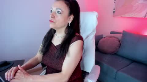 Snapshot of ivonne_4 chatting on 06/11/26, 01:20 Ivonne online show from 06/11/26, 01:20