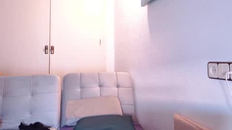 Ivonne online show from 02/14/25, 08:52