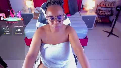 Snapshot of ivonsanchez chatting on 09/09/25, 03:17 IVONSANCHEZ online show from 09/09/25, 03:17