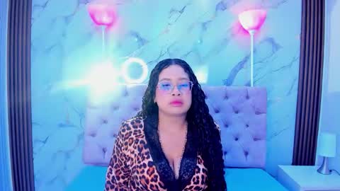 ivonygarciia online show from 02/16/26, 07:32