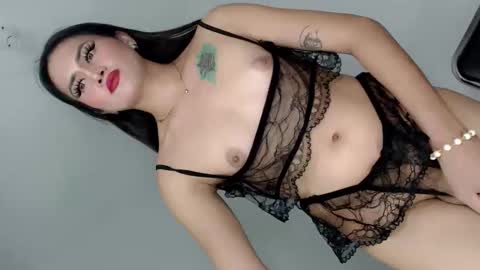 Snapshot of ivory_cat69 chatting on 05/18/26, 04:24 Miss Ivory online show from 05/18/26, 04:24