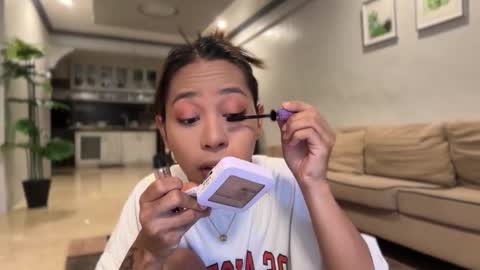 Snapshot of ivorycollins chatting on 10/20/25, 12:55 kirstenelsie online show from 10/20/25, 12:55