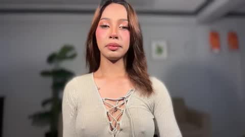 Snapshot of ivorycollins chatting on 12/02/25, 01:11 kirstenelsie online show from 12/02/25, 01:11