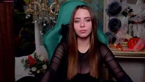 Snapshot of ivorywood_ chatting on 11/04/25, 05:12 ivorywood_ online show from 11/04/25, 05:12