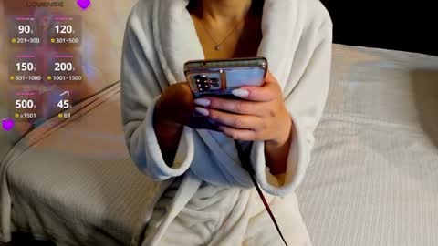 Ivy online show from 04/08/26, 11:16