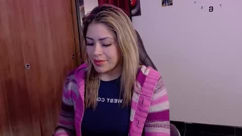 Diana Rojas  online show from 10/08/25, 06:11