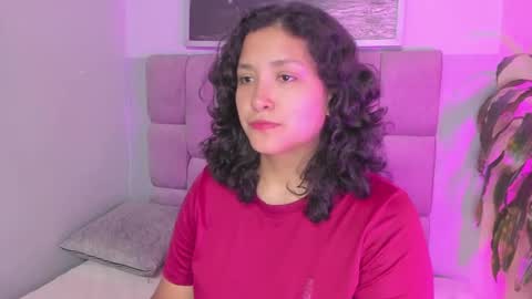 Snapshot of ivy_and_molly chatting on 09/26/25, 08:35 Ivy and Molly online show from 09/26/25, 08:35