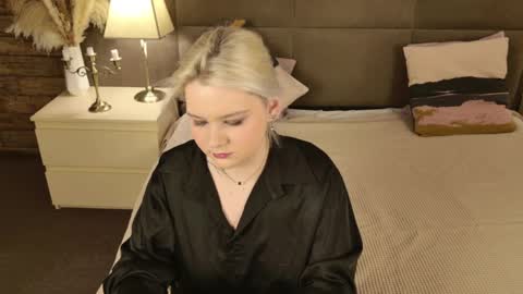 Ivy online show from 04/07/26, 08:31