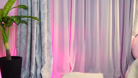 Ivy Myaa online show from 06/02/26, 10:23