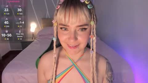 Snapshot of ivy_ragnar chatting on 12/23/25, 03:59 Pamela online show from 12/23/25, 03:59