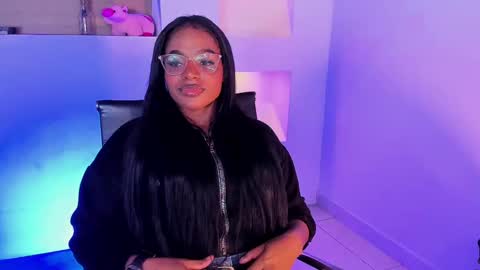 Snapshot of ivybliss8 chatting on 01/28/25, 11:49 i v y  b l i s s online show from 01/28/25, 11:49