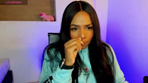 Snapshot of ivybliss8 chatting on 02/14/25, 12:14 i v y  b l i s s online show from 02/14/25, 12:14