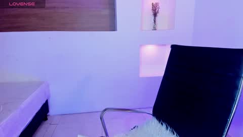 Snapshot of ivybliss8 chatting on 02/27/25, 11:52 i v y  b l i s s online show from 02/27/25, 11:52