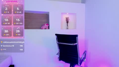 Snapshot of ivybliss8 chatting on 03/04/25, 06:18 i v y  b l i s s online show from 03/04/25, 06:18