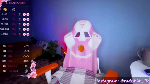 Radish online show from 12/24/24, 09:50