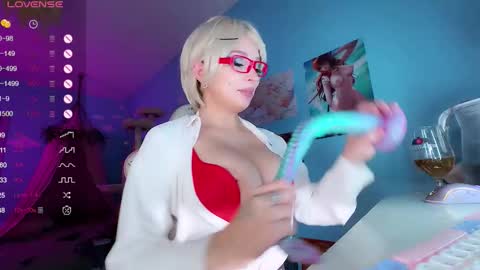 Snapshot of ivydavis chatting on 02/06/26, 11:35 Radish online show from 02/06/26, 11:35