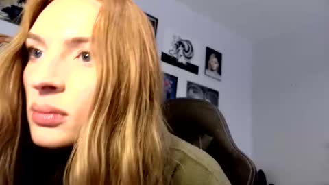 Snapshot of ivygrave chatting on 10/05/25, 09:34 ivygrave online show from 10/05/25, 09:34