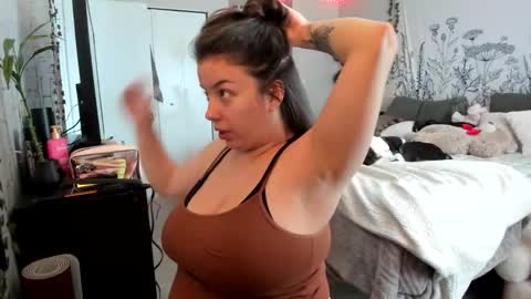 Ivy Heaven  Goddess  online show from 01/16/26, 08:35