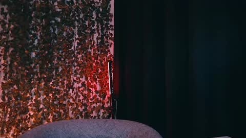 Miss Ivy online show from 01/19/25, 04:25