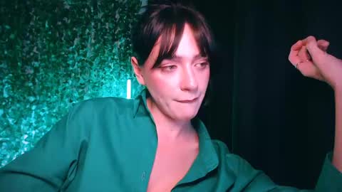 Miss Ivy online show from 02/15/25, 10:10